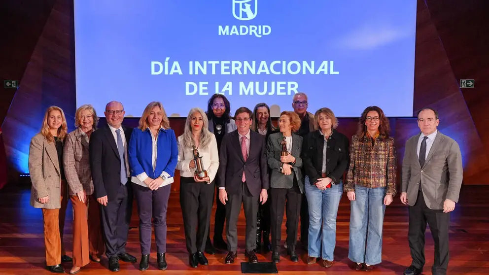Almeida preside el acto institucional por el D&iacute;a Internacional de la Mujer