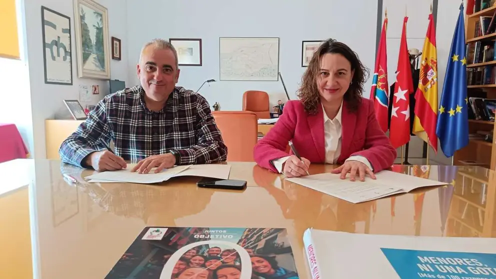 Javier Corpa, Mar&iacute;a Mendez