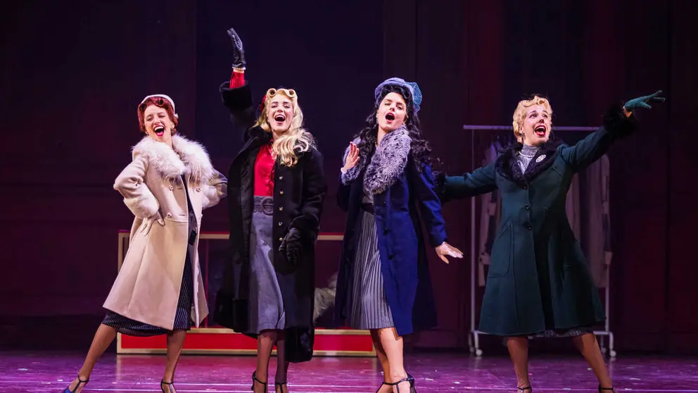 EL TIEMPO ENTRE COSTURAS