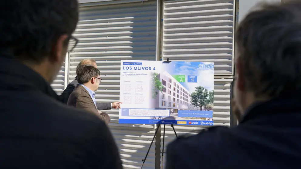 Momento de la presentaci&oacute;n en Colonia de Los Olivos - Foto Ayuntamiento de Madrid