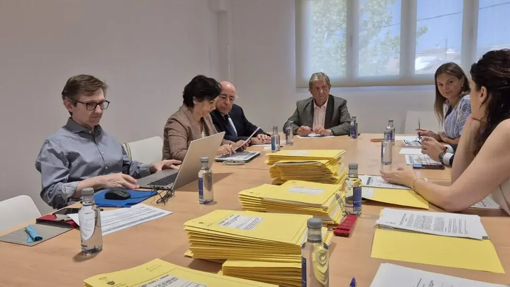 M&aacute;s de 170 j&oacute;venes de Villanueva de la Ca&ntilde;ada cursar&aacute;n sus estudios becados en la UAX el pr&oacute;ximo curso - Foto del Ayuntamiento de Villanueva de la Ca&ntilde;ada