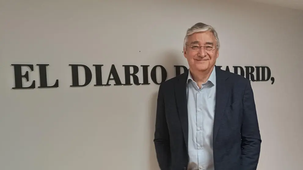 Gregorio D&iacute;az Est&aacute;n en la redacci&oacute;n de El Diario de Madrid