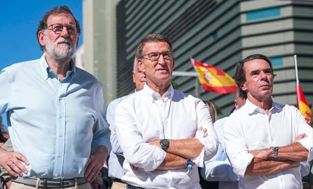 Mariano Rajoy, Alberto Núñez Feijóo y José María Aznar, en una concentración del PP contra la amnistía - Foto del PP