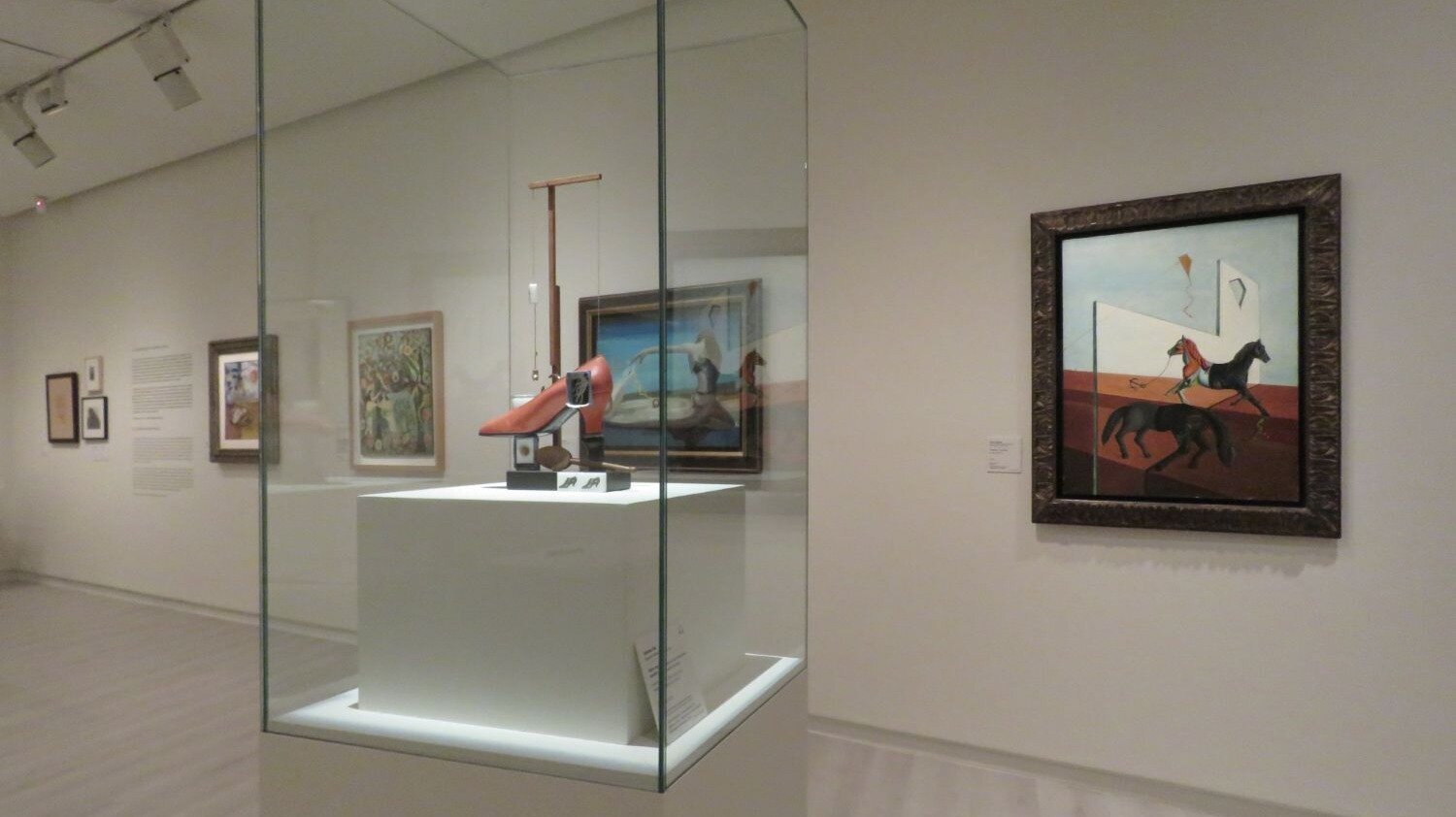 Exposición 1924. Otros surrealismos - Vista de la exposición