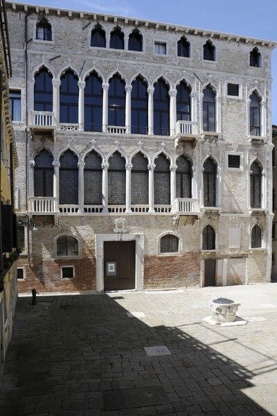 MUSEO FORTUNY. VENECIA. FACHADA EDIFICIO