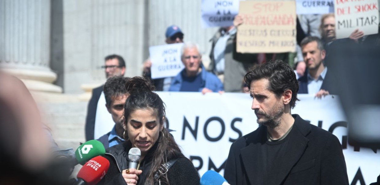 Figuras de la cultura y el activismo presentan un manifiesto contra el rearme y el aumento del gasto militar - @Julio_Rodr_