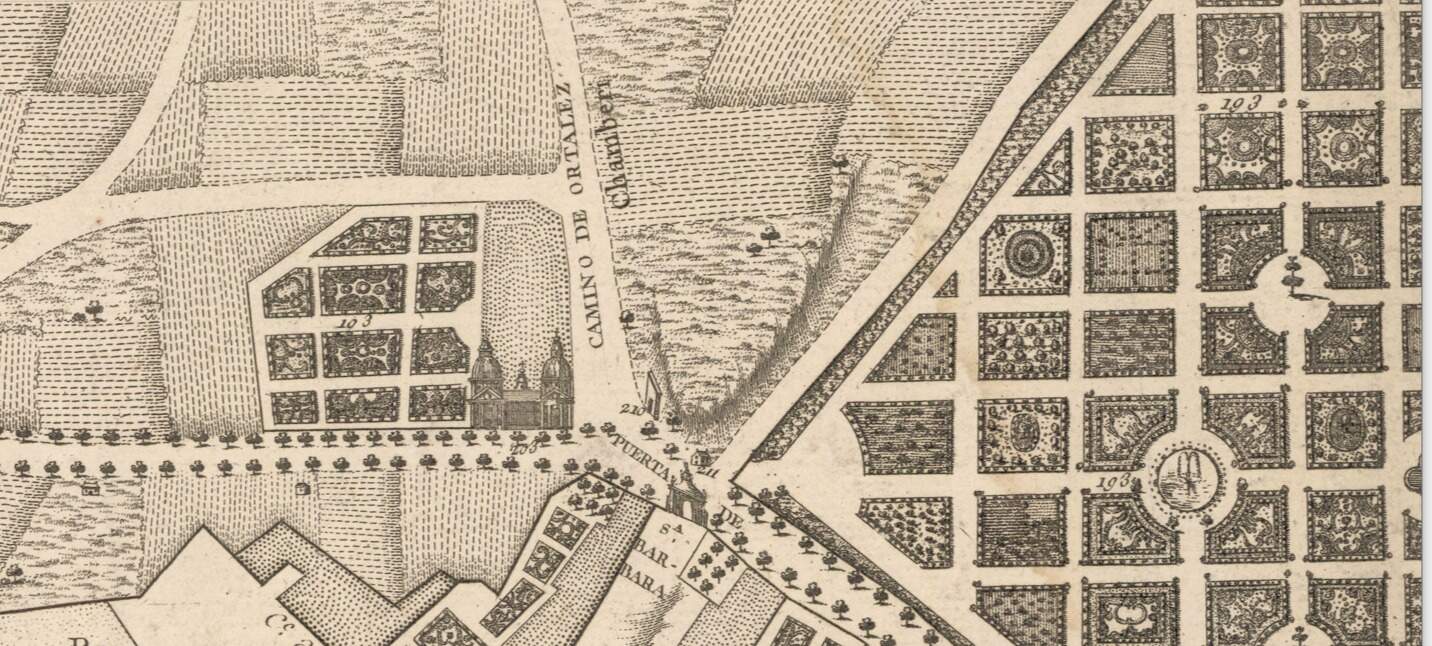 Sección del Plano de Madrid y sus Entornos de Nicolás Chalmandrier, 1761, en la que aparece por primera vez el término “Chamberí”, frente a la Puerta de Santa Bárbara. Fuente: Centro Nacional de Información Geográfica.