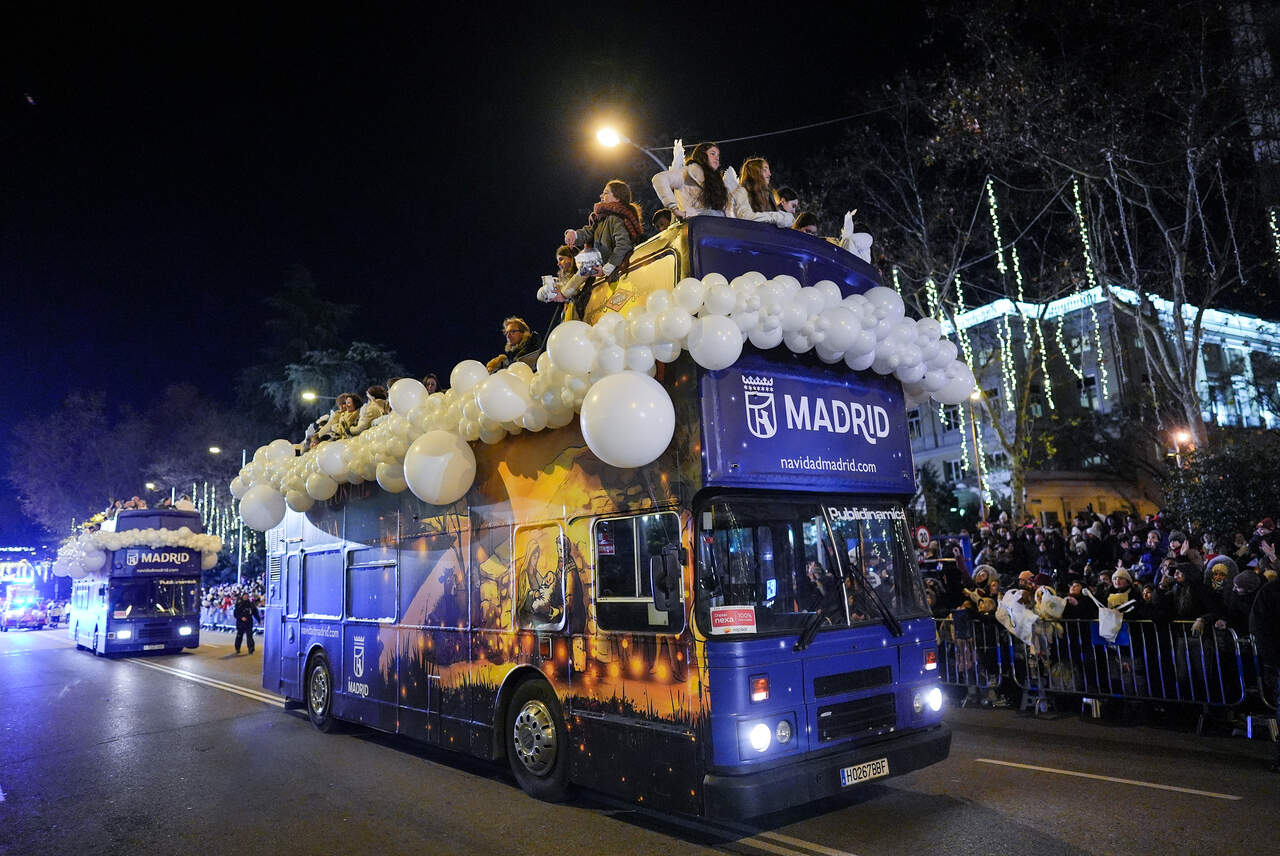 Carroza de la EMT Cabalgata Madrid 2026