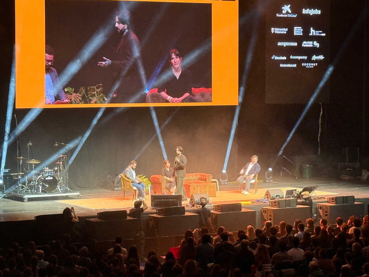 Mesa sobre el sentido en El Despertar 2026 Intervención de René ZZ, junto a Sarab Rey y Pedro Herrero