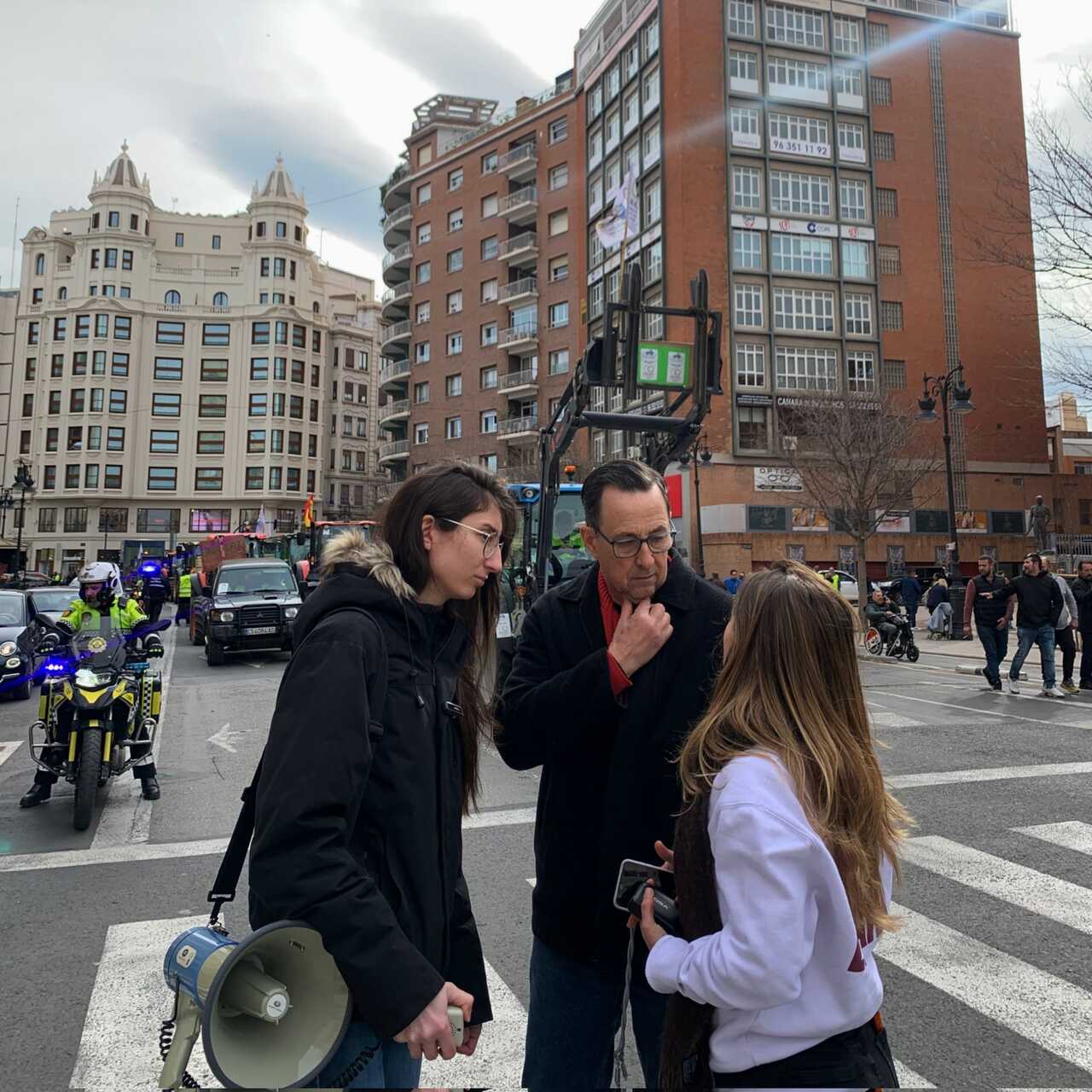 Carmen López portavoz Frente Obrero en las protestas en Valencia por el acuerdo Mercosur - Foto de Frente Obrero