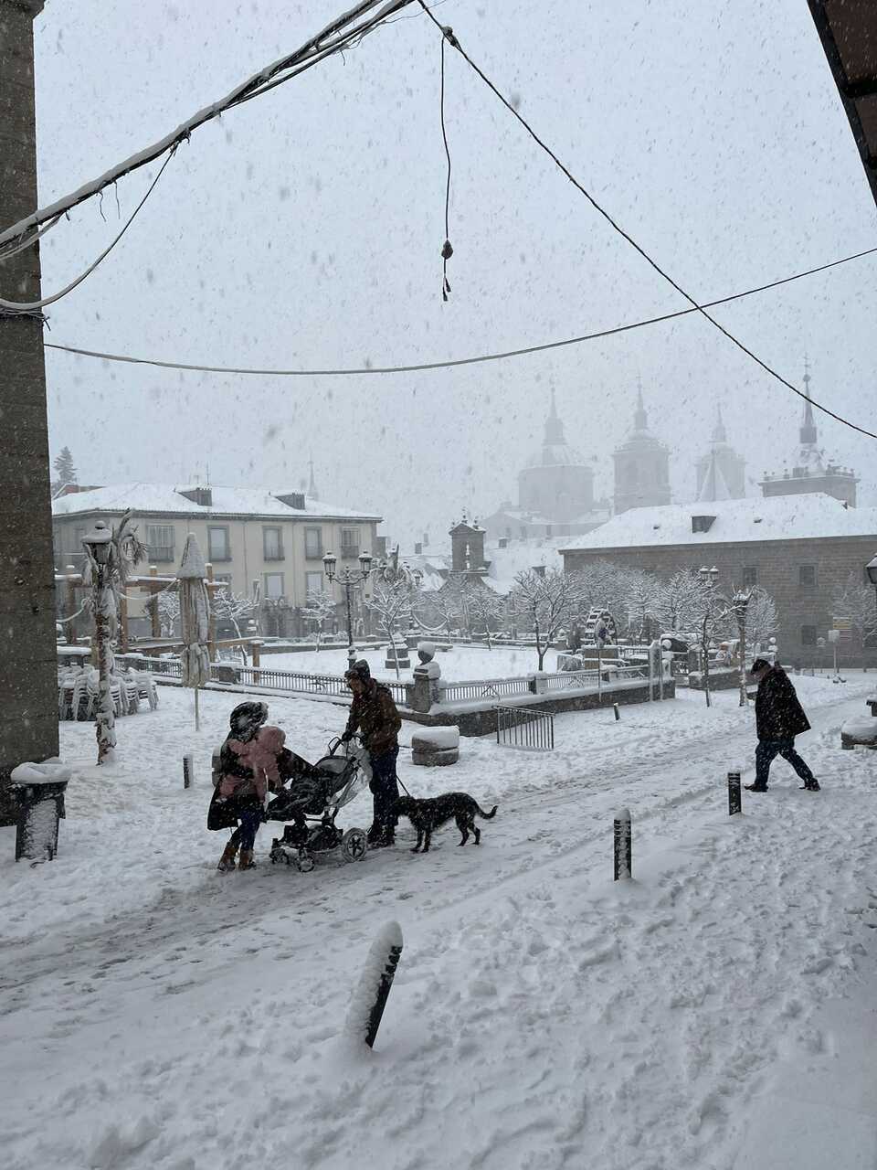 Nevada en San Lorenzo de El Escorial 28 de enero - Foto de X @TabogaKaren Karen Taboga