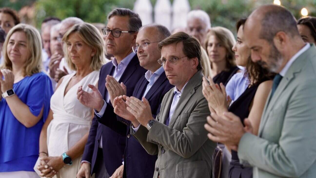 Almeida, en el acto en memoria de Miguel Ángel Blanco - Foto Ayuntamiento de Madrid