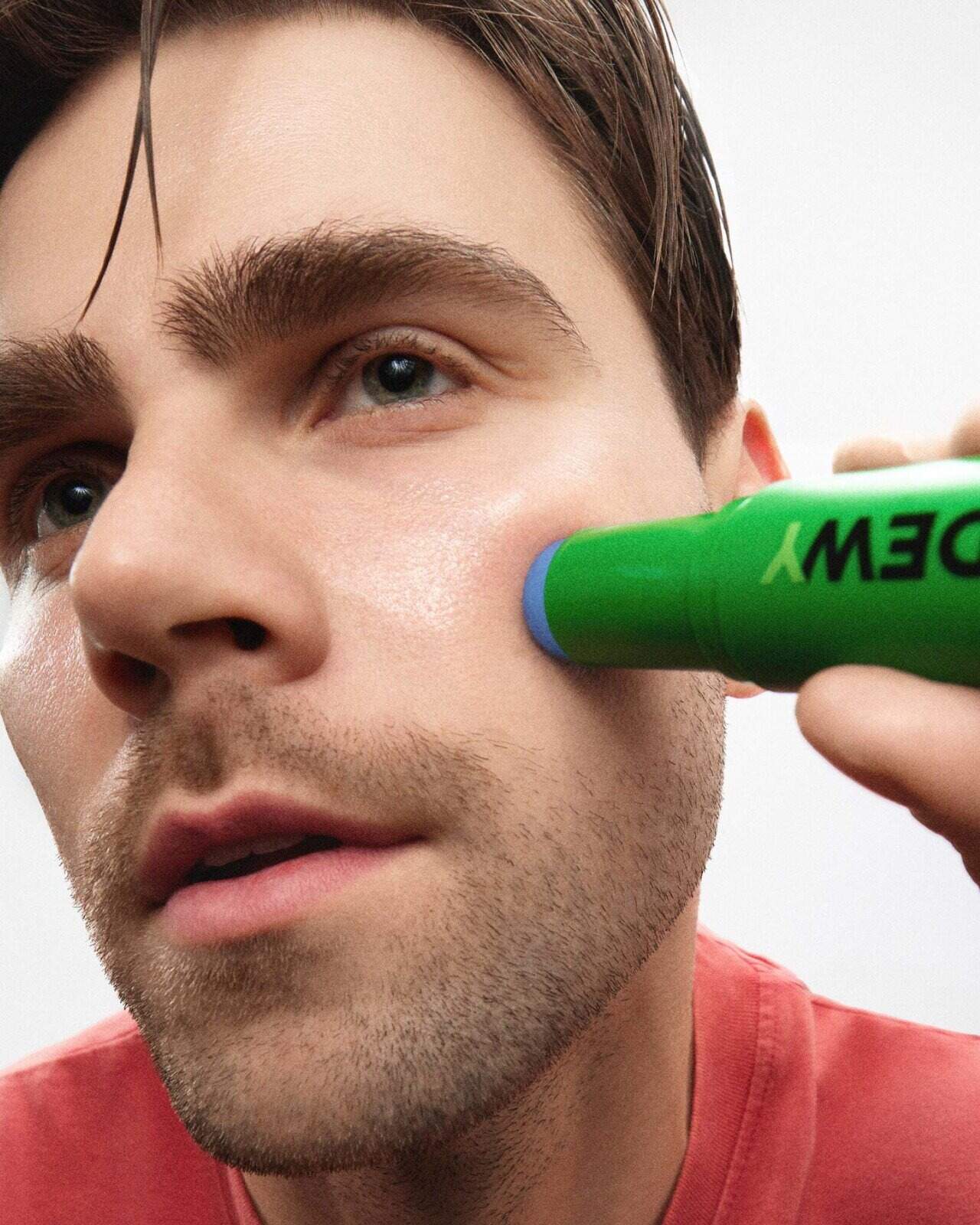5-dewy-caffeine-stick-on-male-model